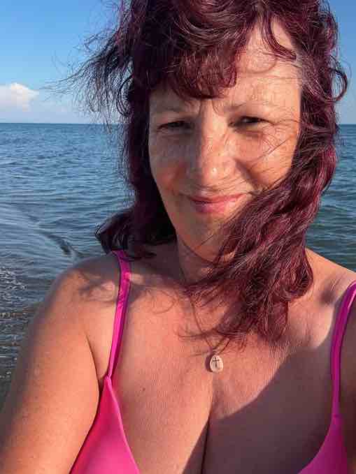 Petra Polk am Meer von Montenegro