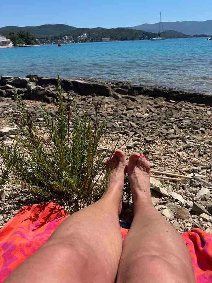 Petra Polk beim Sonnen in Kroatien Petra Polk beim Sonnen in Kroatien